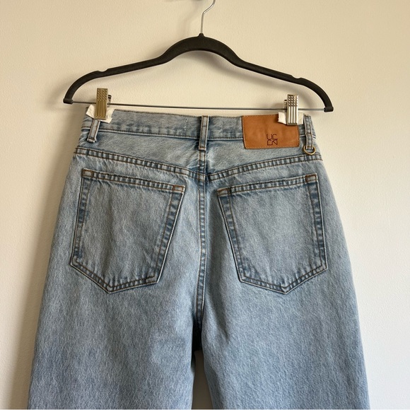 Ulla Johnson Agnes Jeans in Glacier Wash - Picture 12 of 16